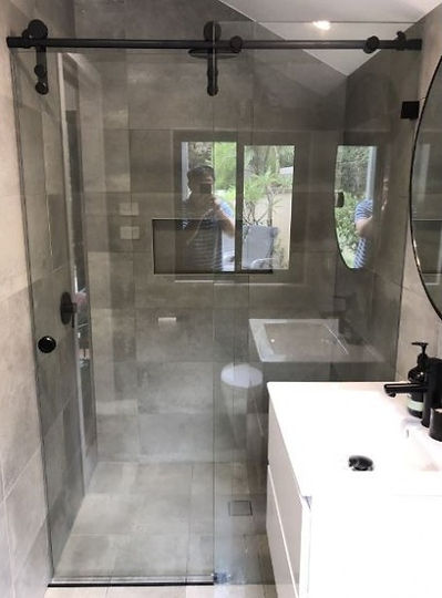 Sero Semi Frame-less Wall-To-Wall Shower Screen Matt Black
